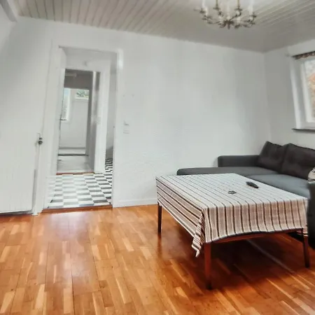 One Floor With 6 And 2 Baths In Villa Rødby